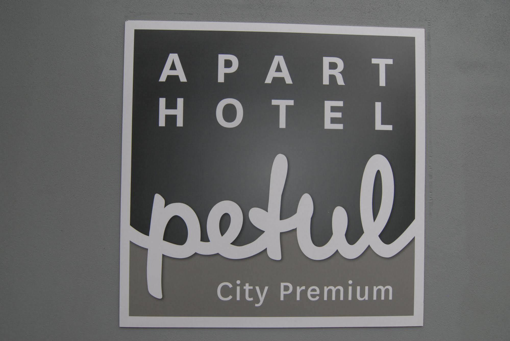 Petul Apart Hotel City Premium Essen Eksteriør billede